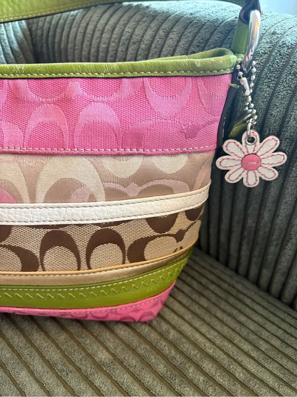 ✨RARE✨ Coach Bleecker Pink and Green Daisy Patchwork Demi Bag
